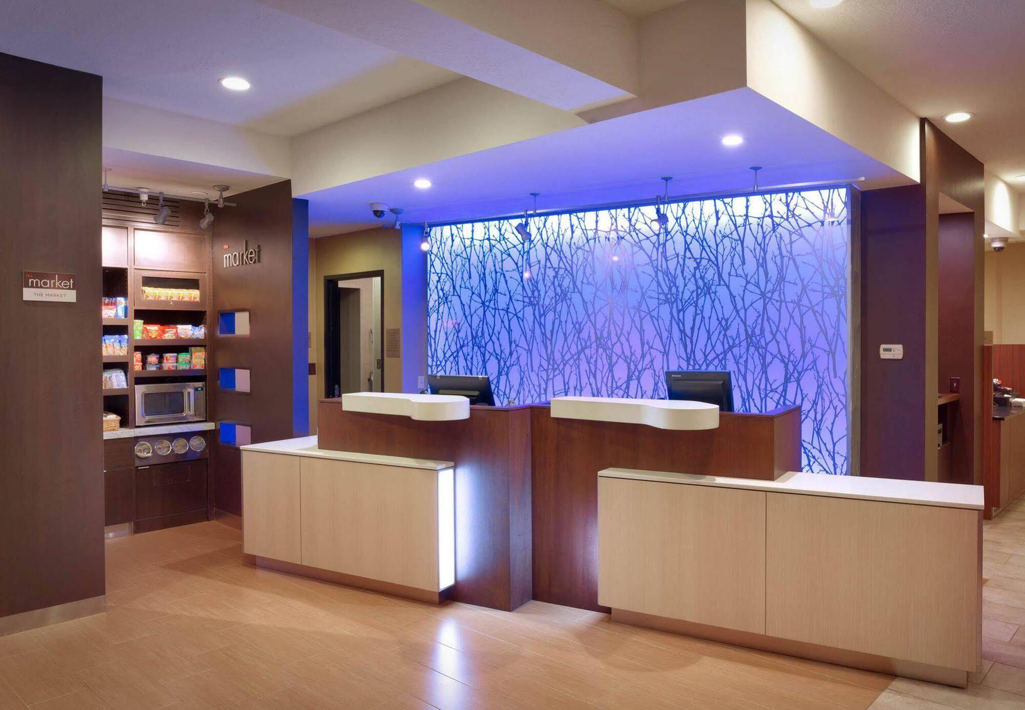 Courtyard By Marriott Salt Lake City Downtown Ngoại thất bức ảnh